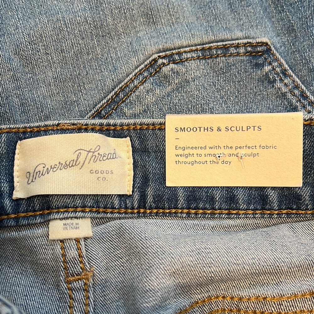 Universal Thread High Rise Skinny Jeans - Picture 3 of 6